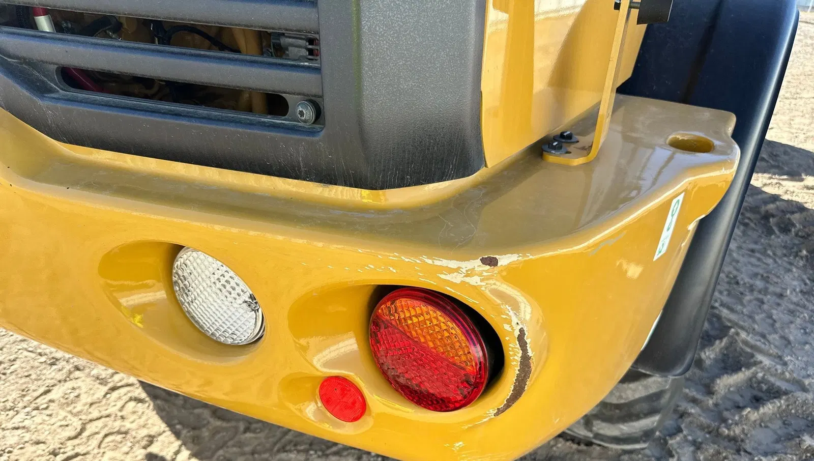2022 Caterpillar 908M