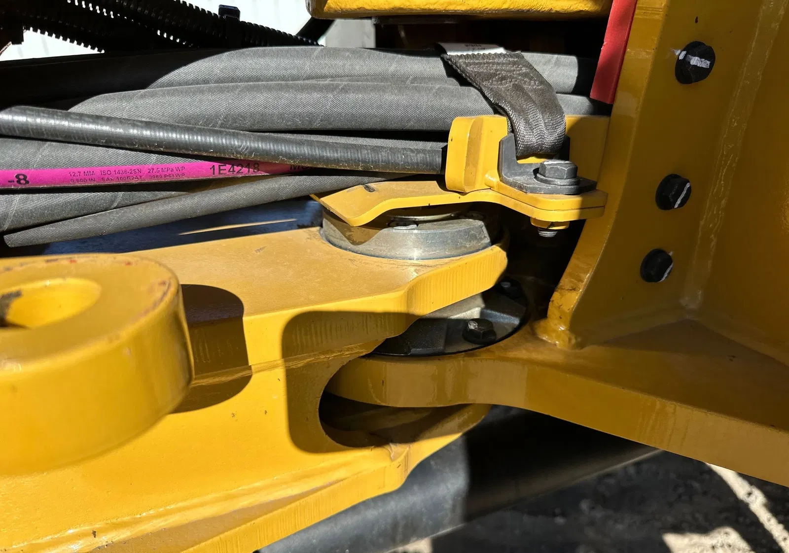 2022 Caterpillar 908M
