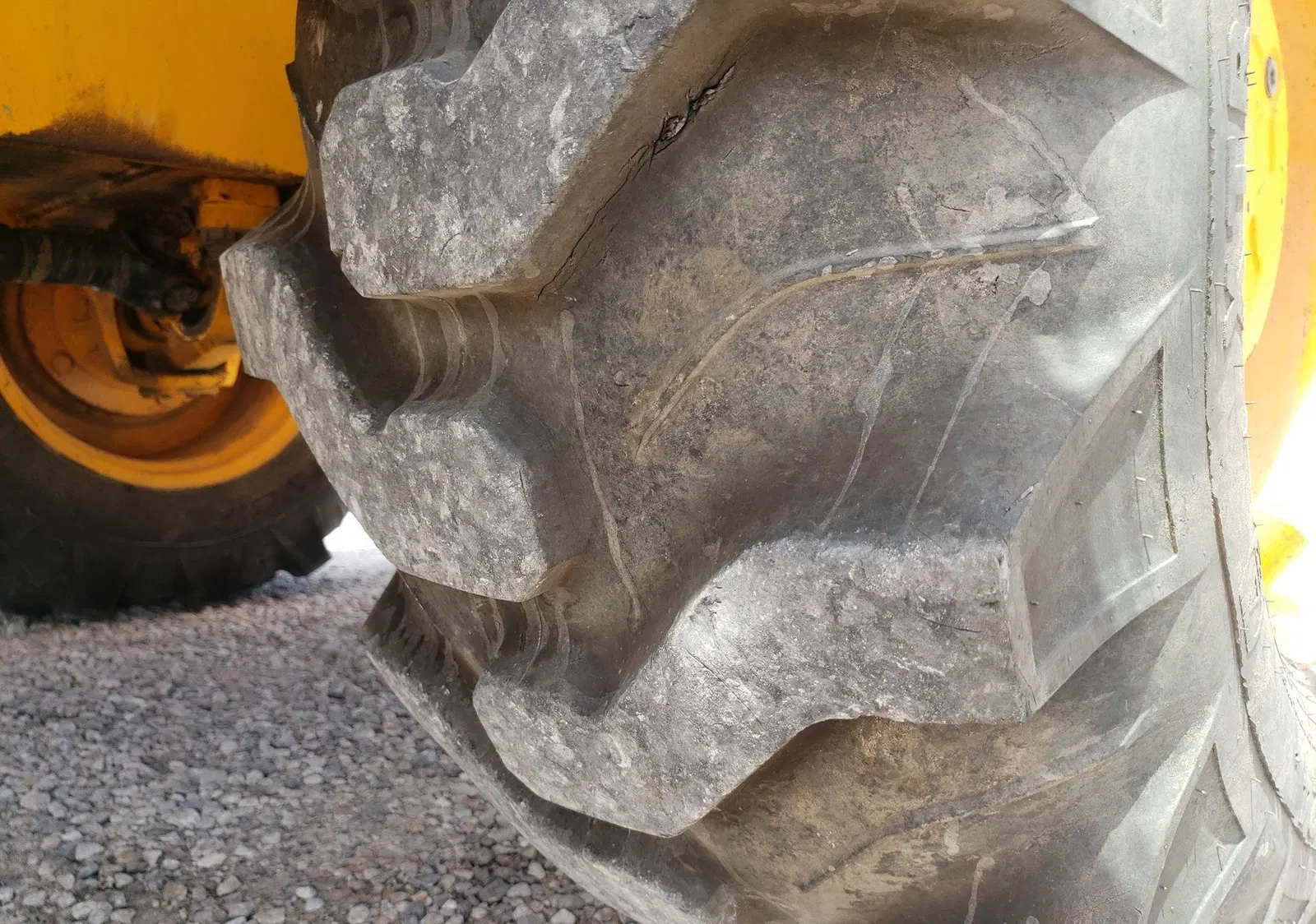 2001 JCB 540
