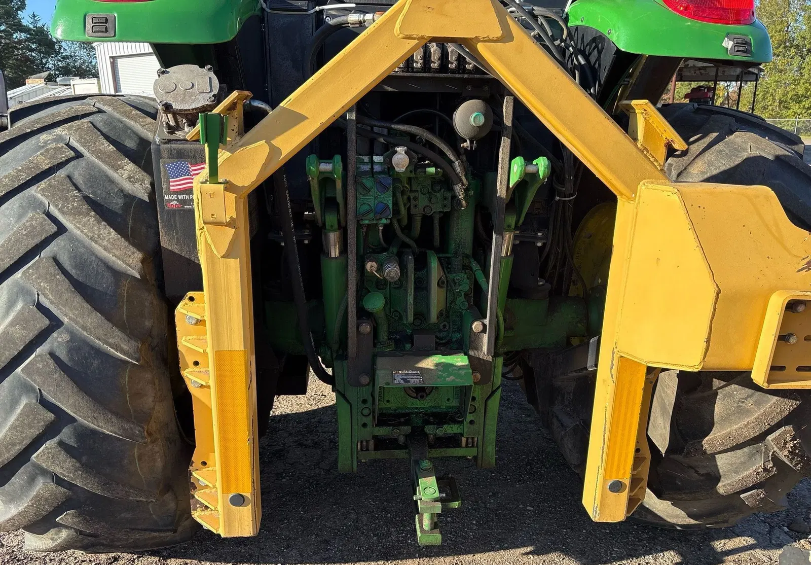 2017 John Deere 6110M
