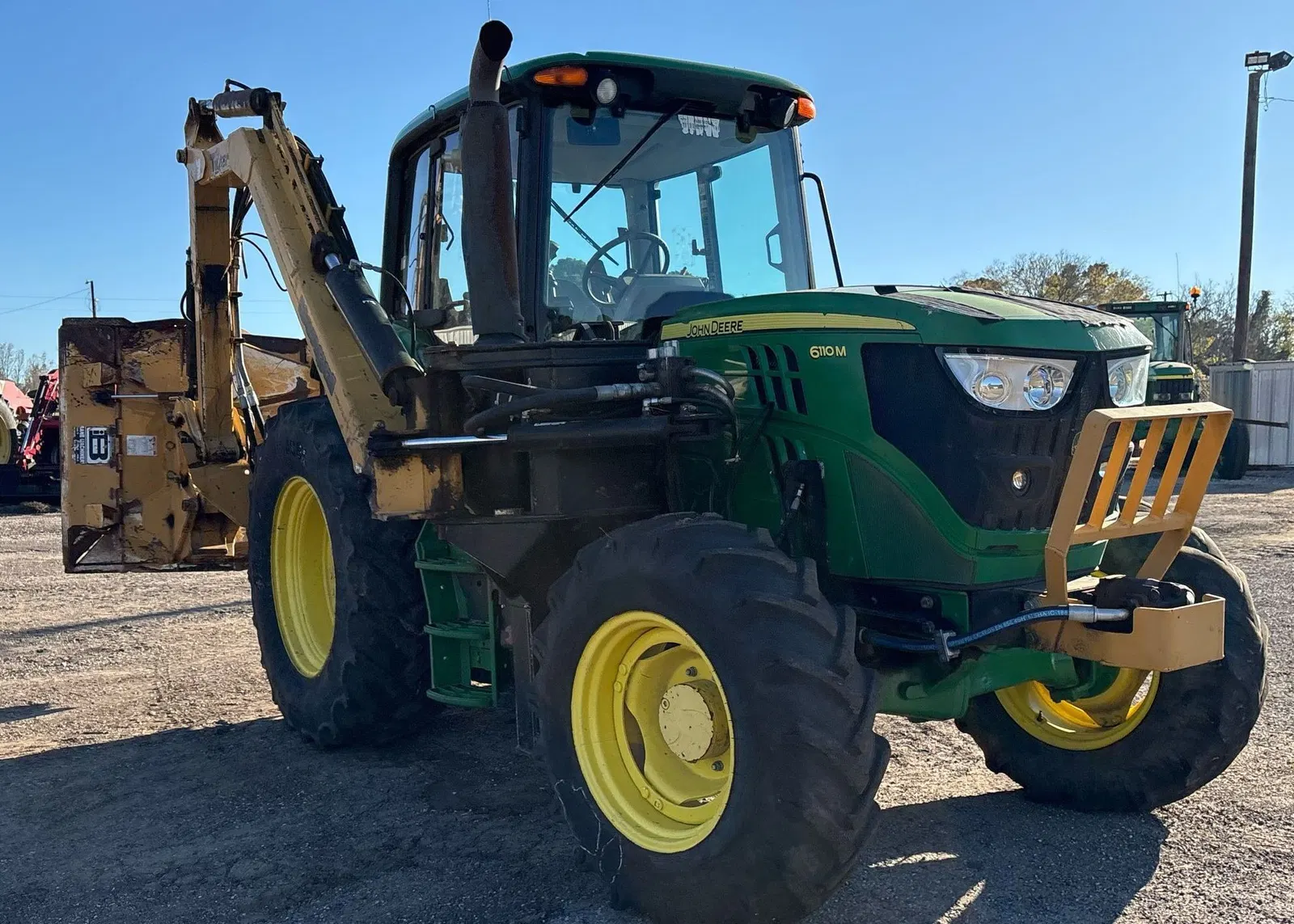 2017 John Deere 6110M