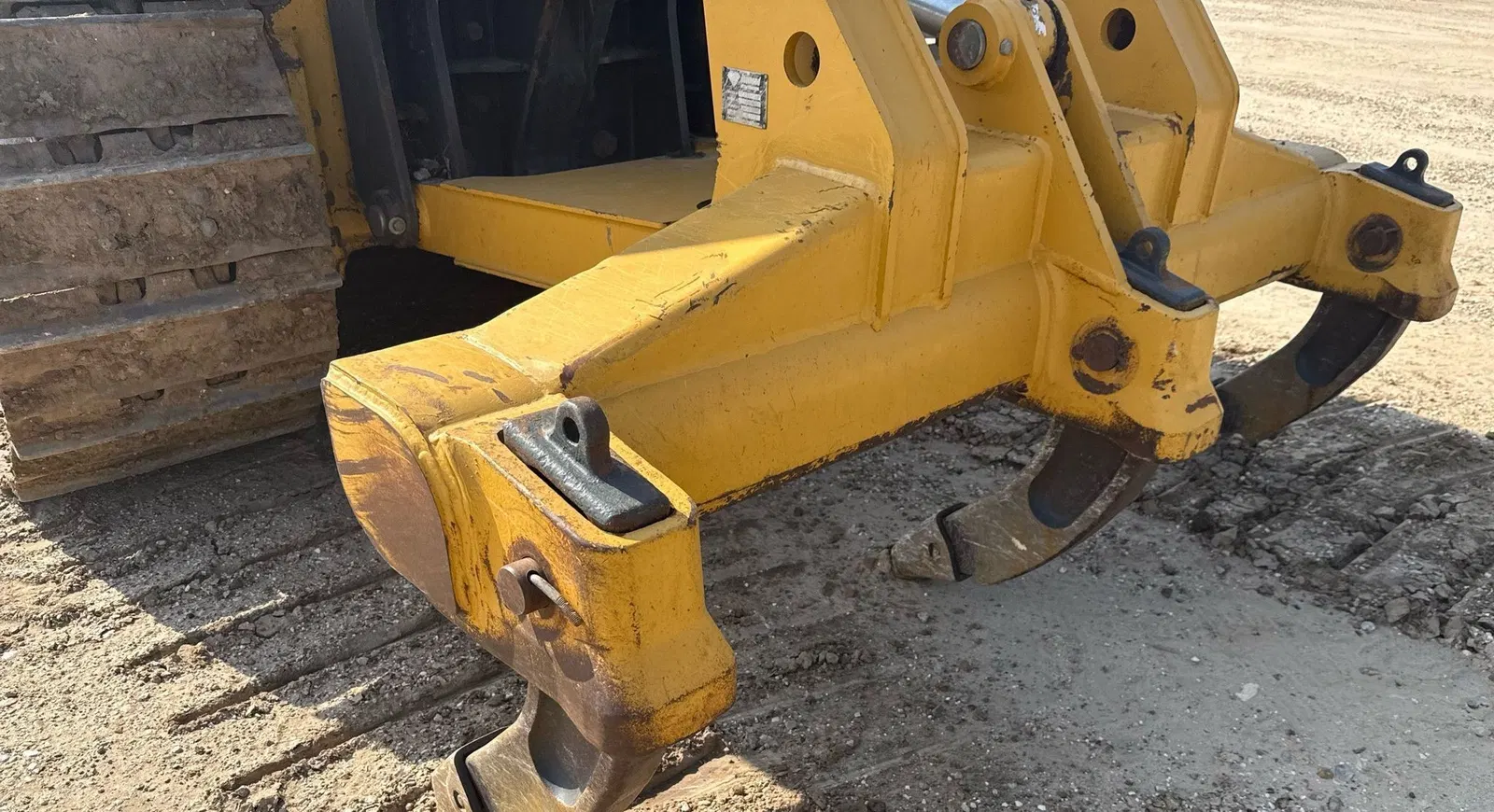 2019 Komatsu D65EX-18