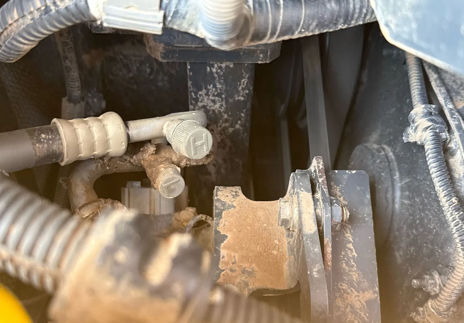 2019 Komatsu D65EX-18