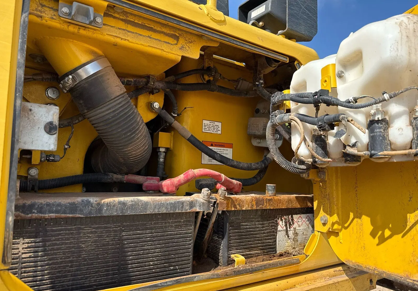 2019 Komatsu D65EX-18