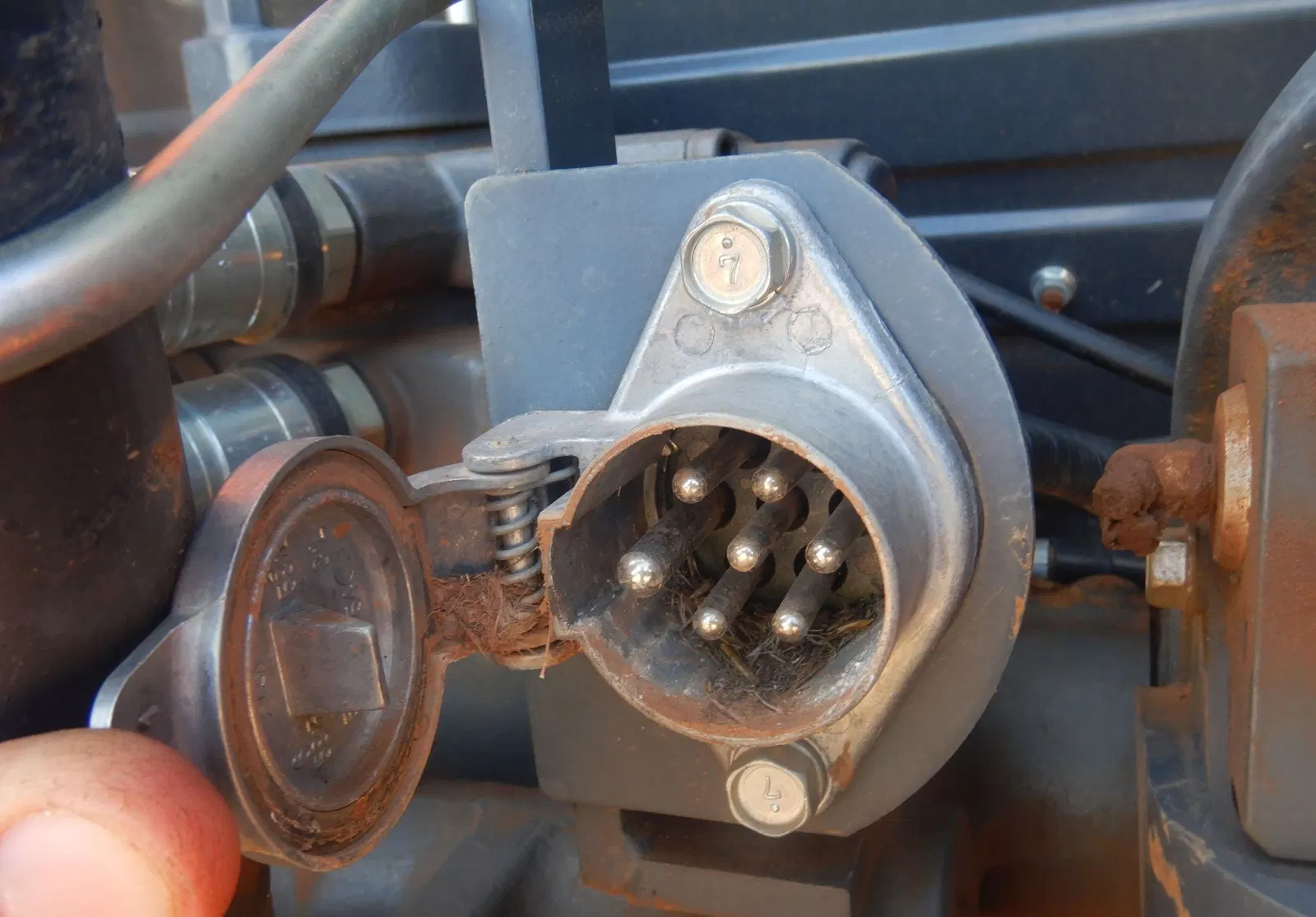 Kubota M5-111