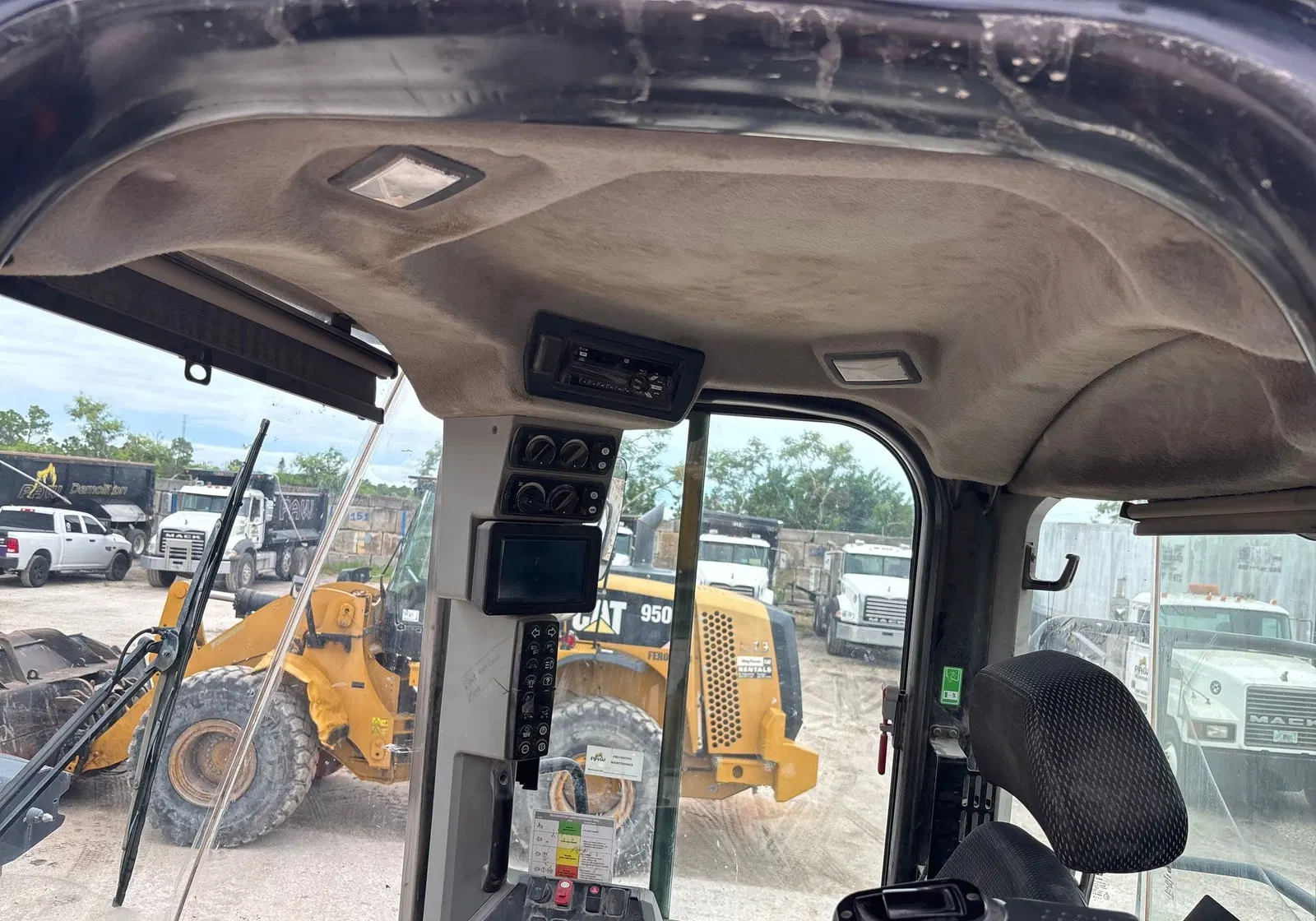 2019 Caterpillar 966M