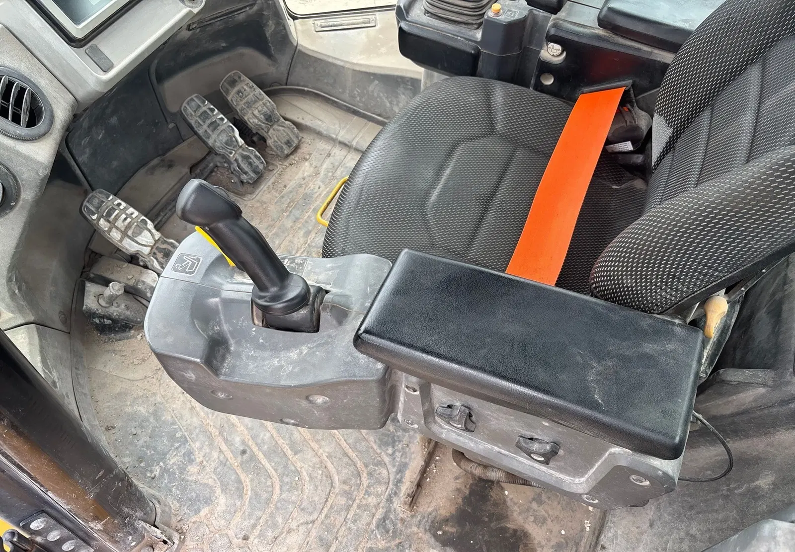 2019 Caterpillar 966M