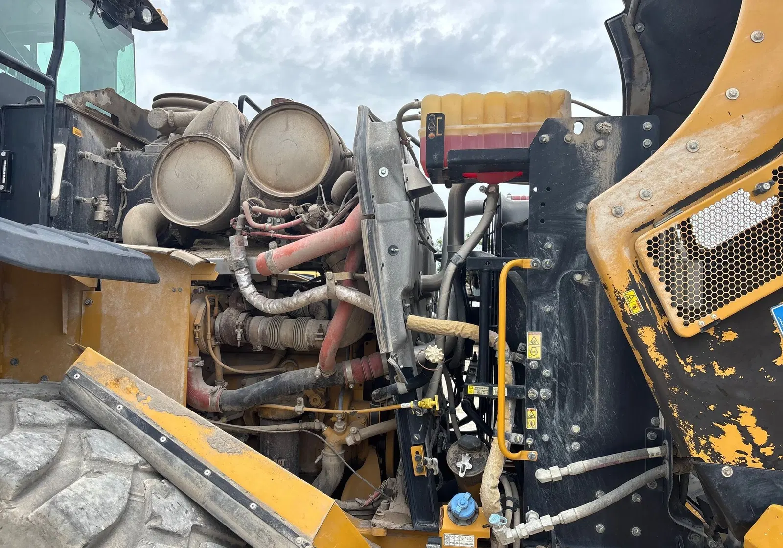 2019 Caterpillar 966M