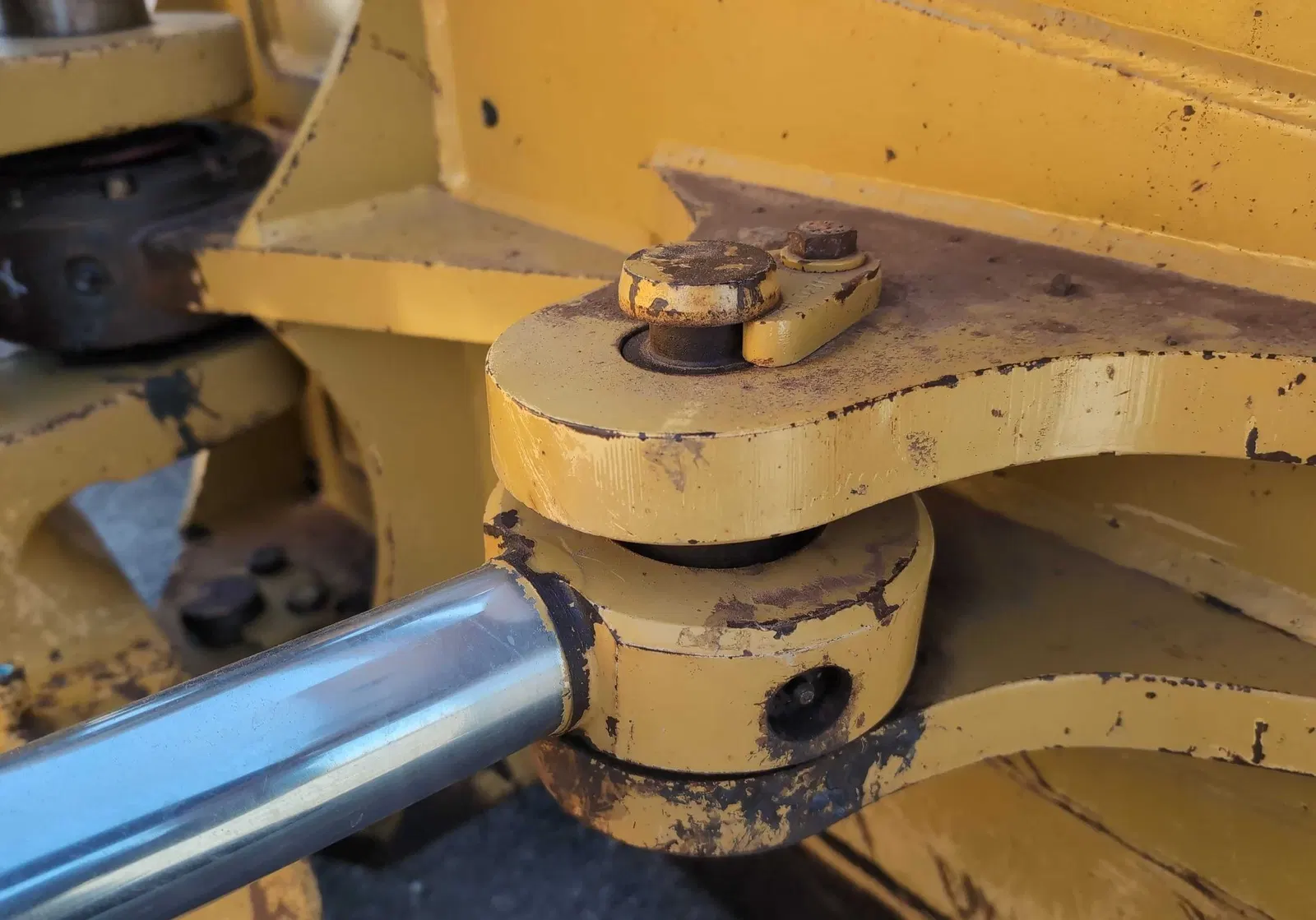 2011 Caterpillar D6N