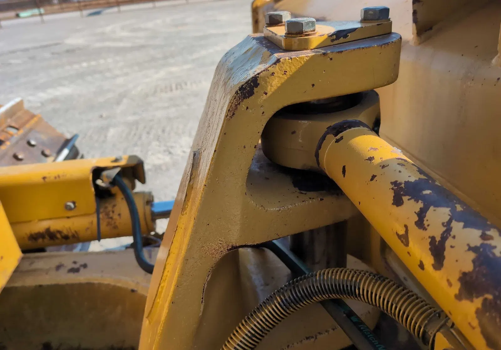 2011 Caterpillar D6N