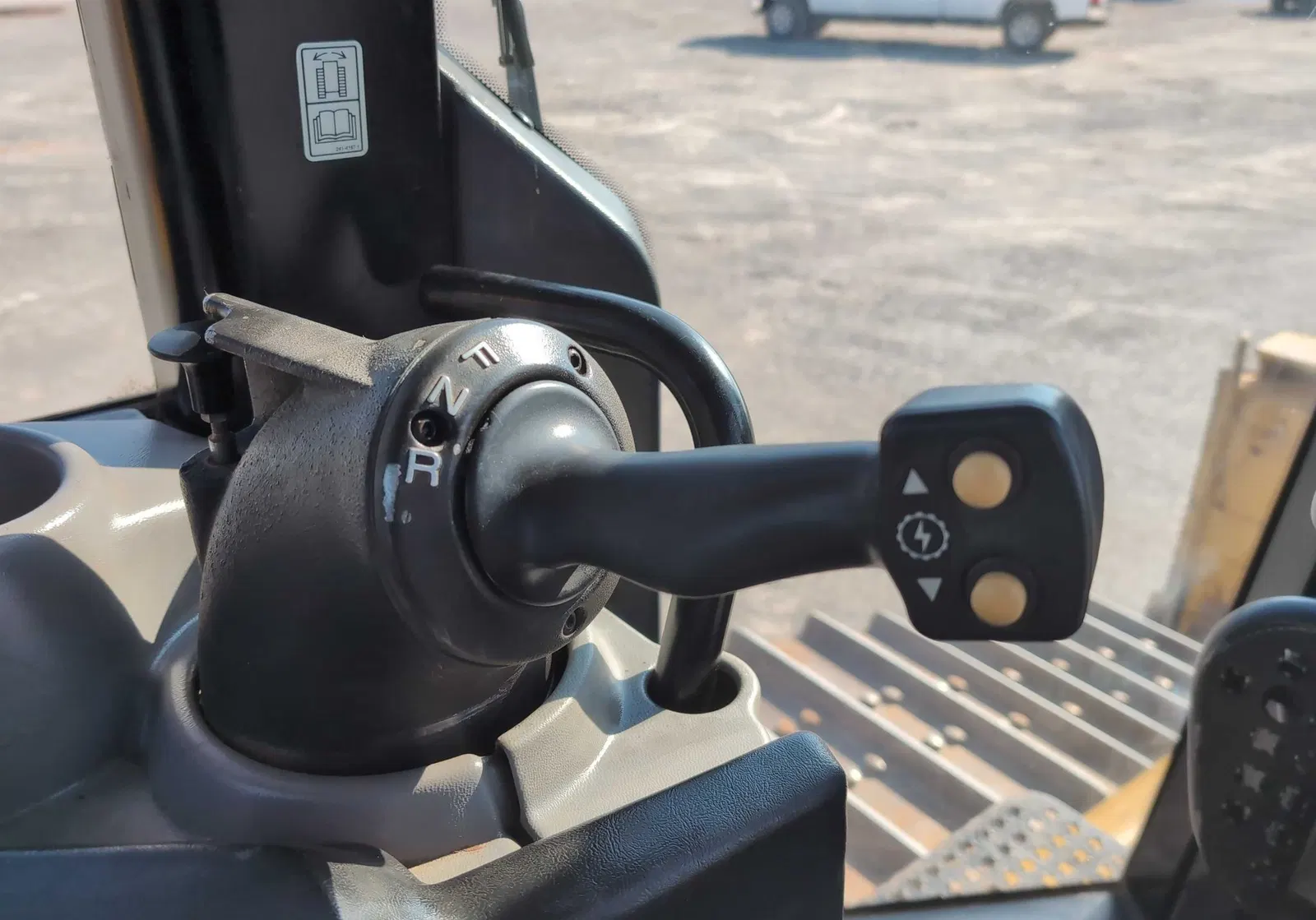 2011 Caterpillar D6N