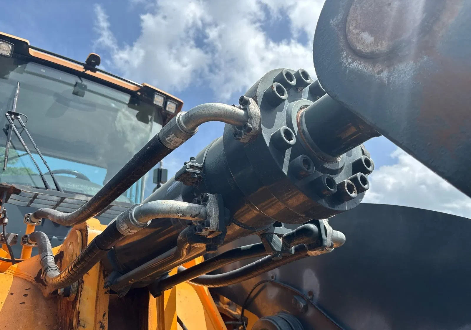2020 Hyundai HL980A