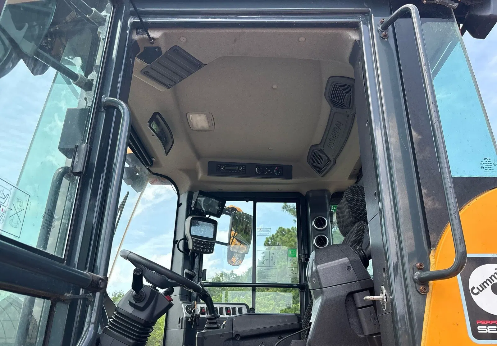 2020 Hyundai HL980A