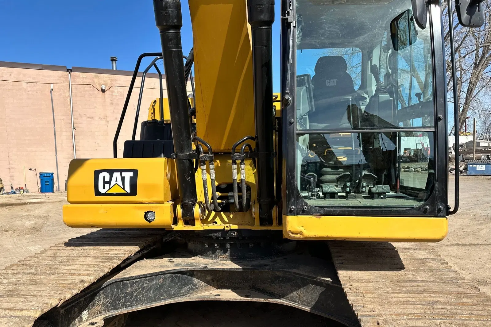 2019 Caterpillar 320