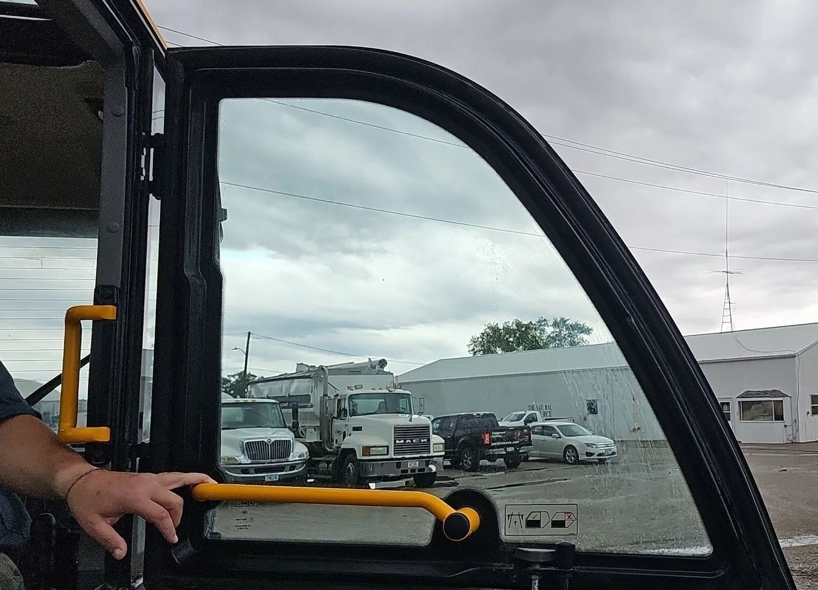 2023 JCB 542-70AG