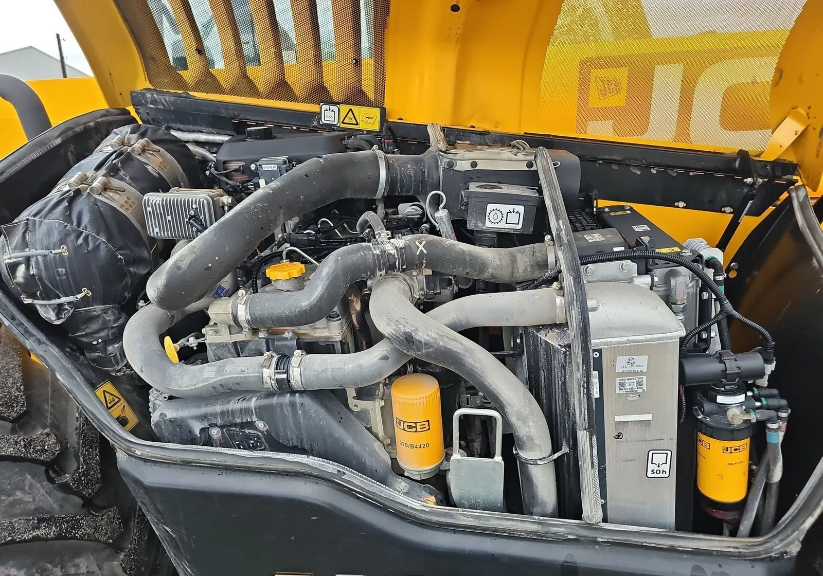 2023 JCB 542-70AG