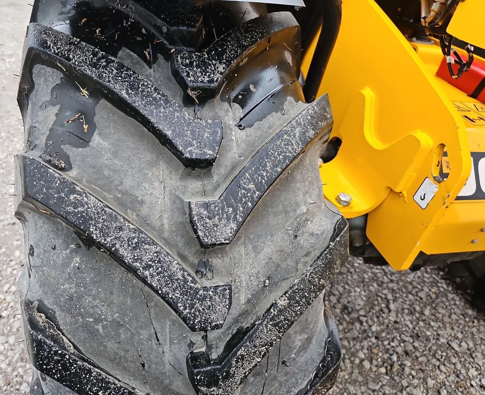 2023 JCB 542-70AG