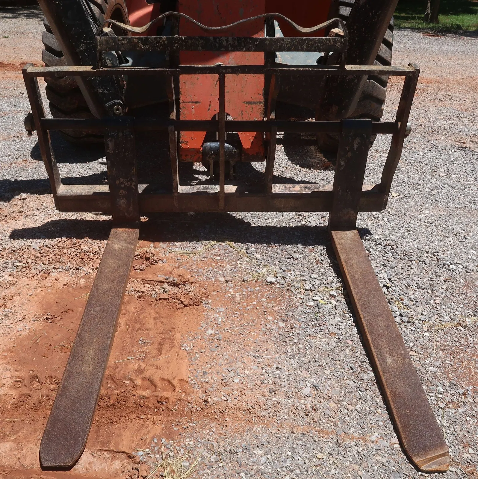 2008 JLG G12-55A
