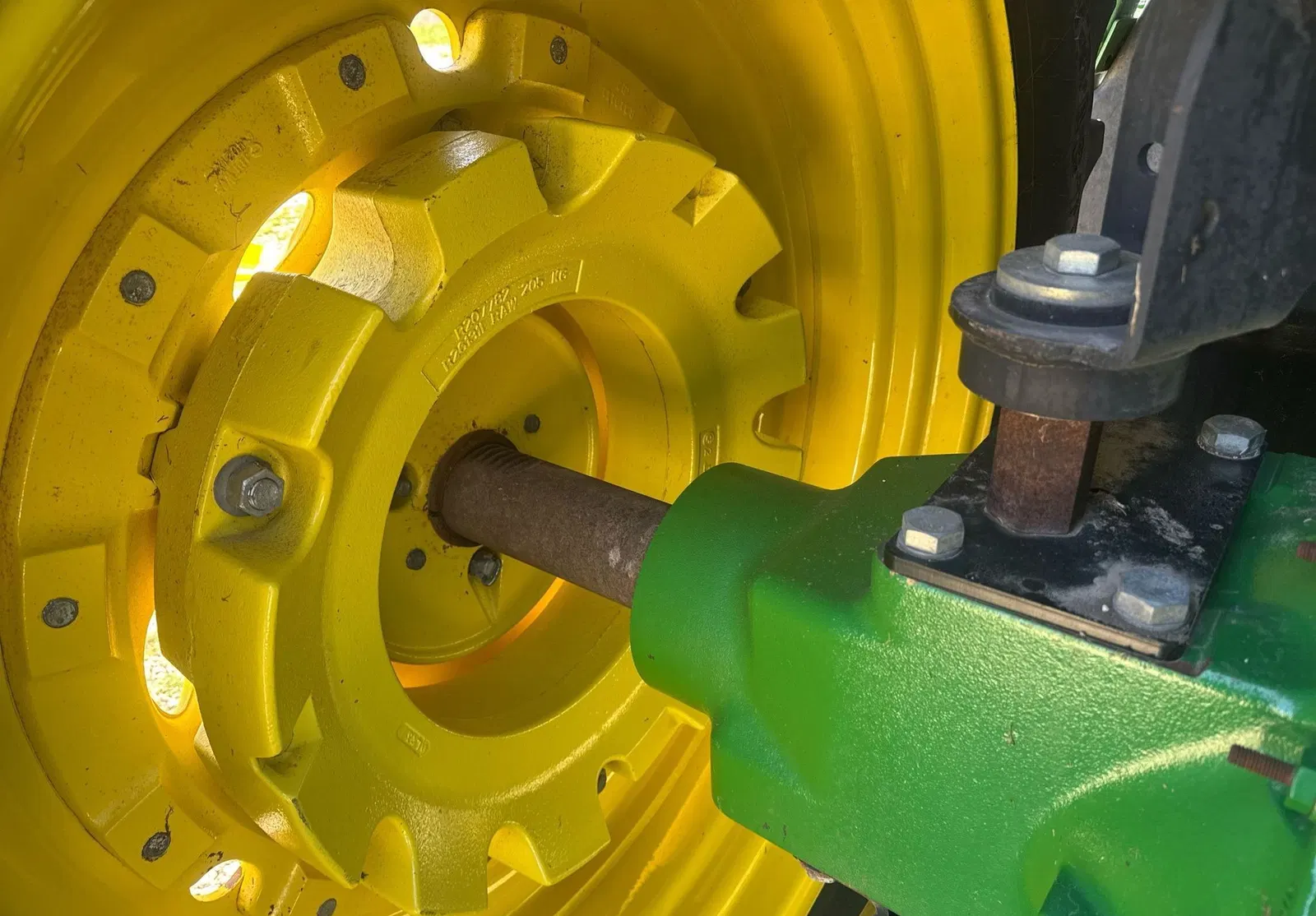 2014 John Deere 6190R