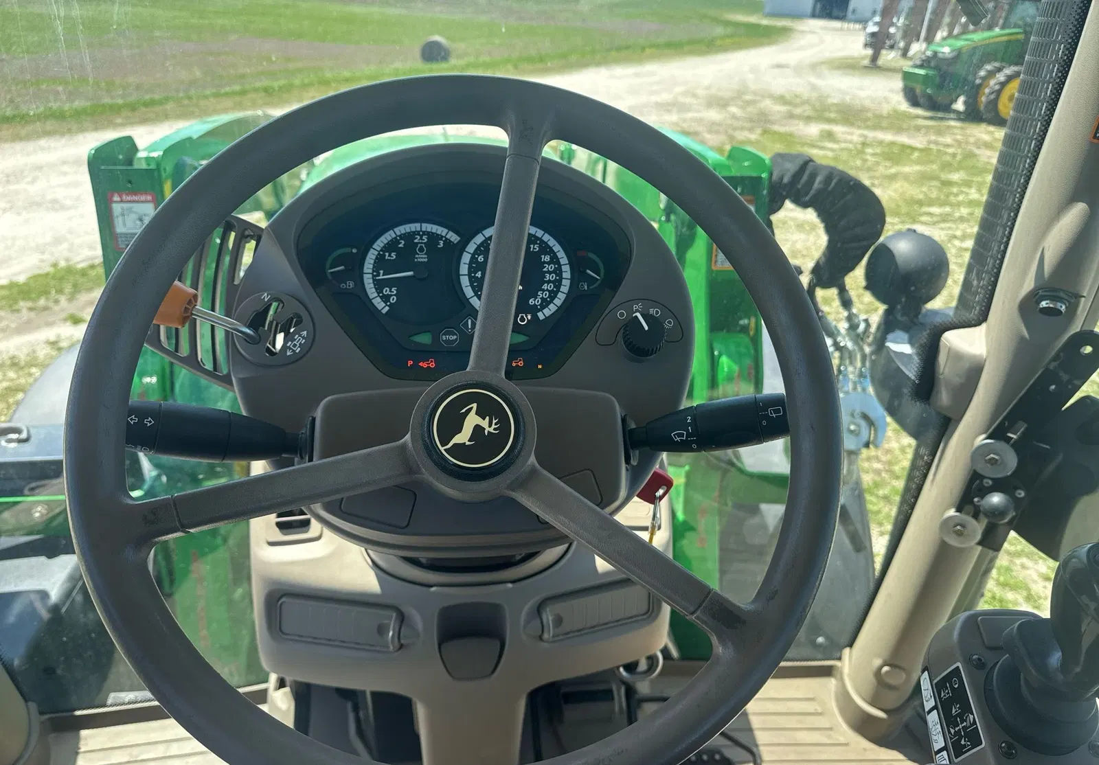 2014 John Deere 6190R