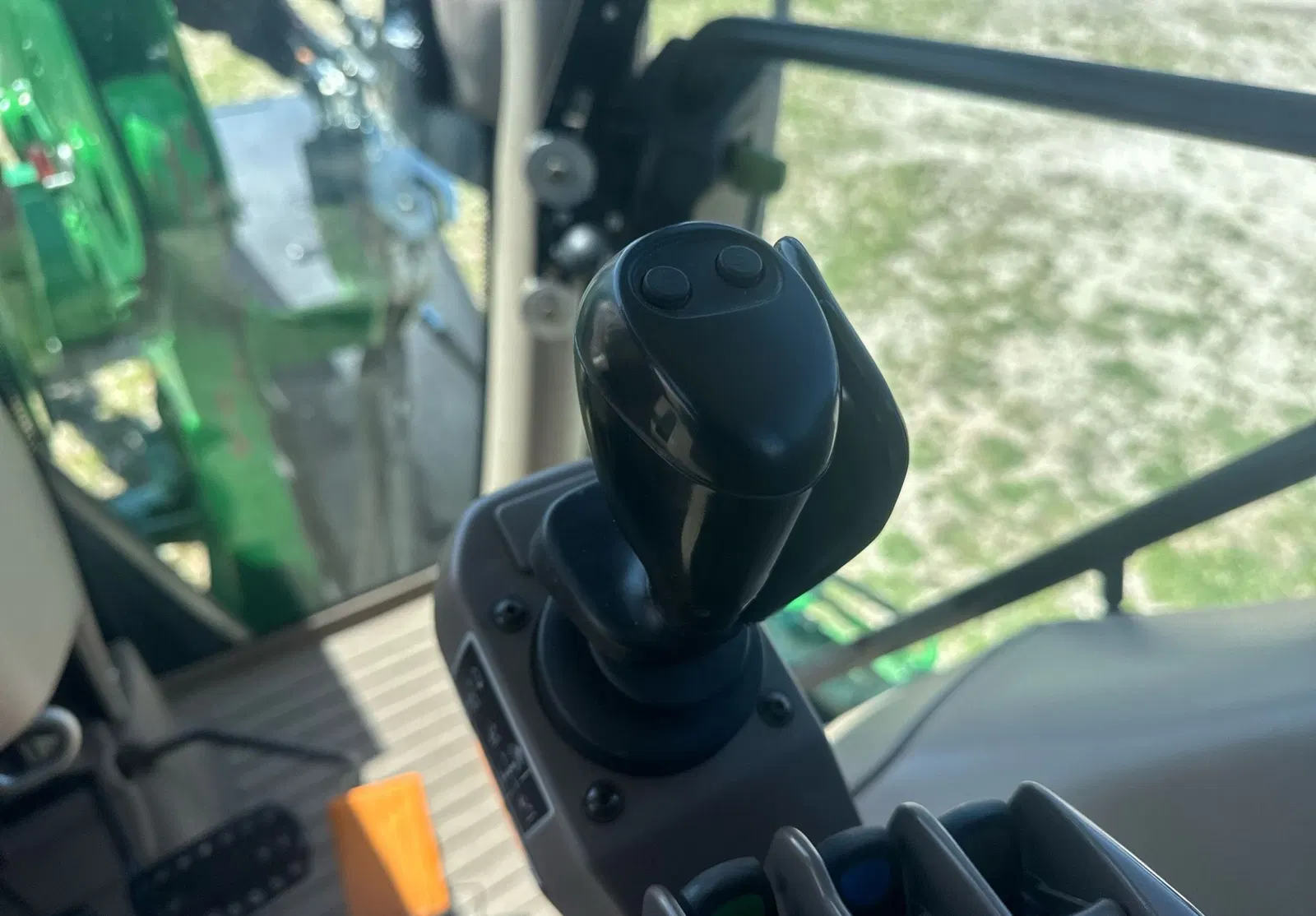 2014 John Deere 6190R