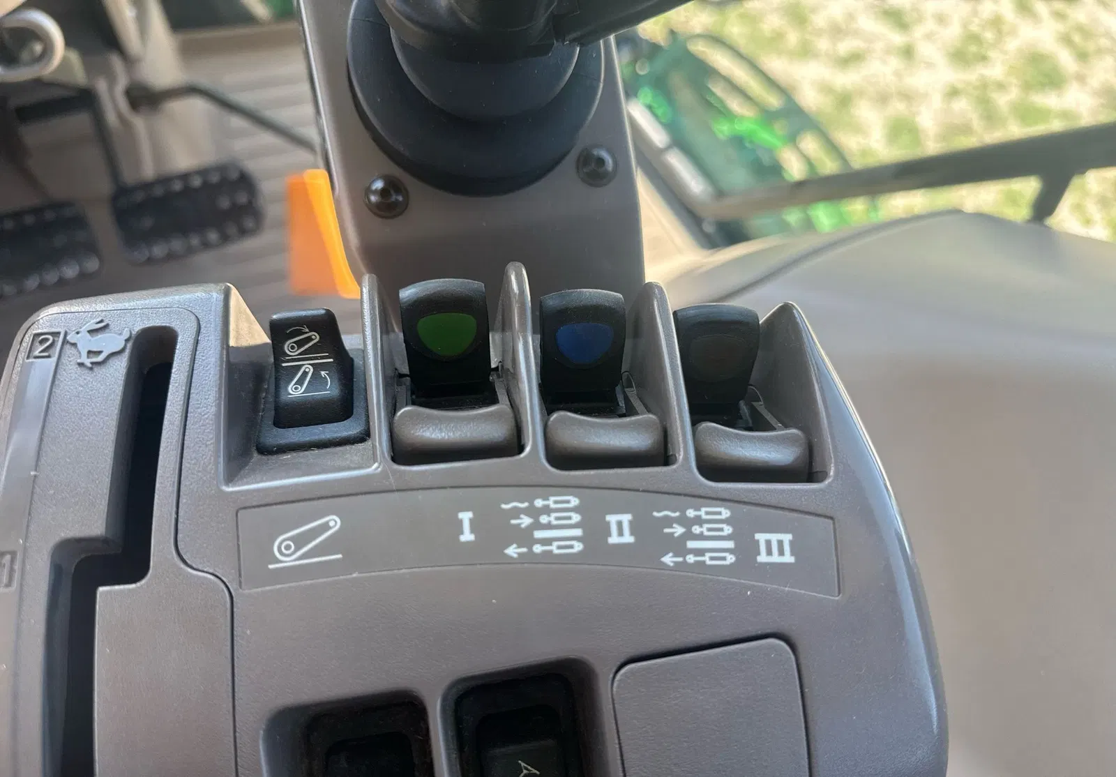 2014 John Deere 6190R