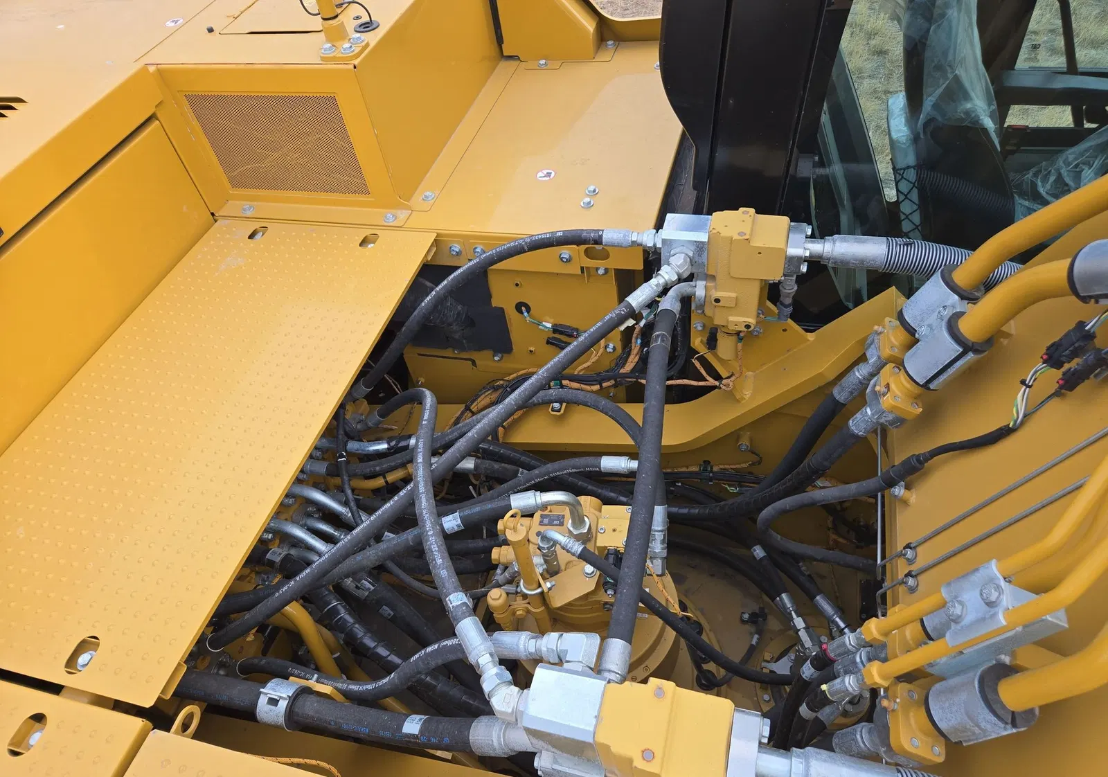 2023 Caterpillar 336