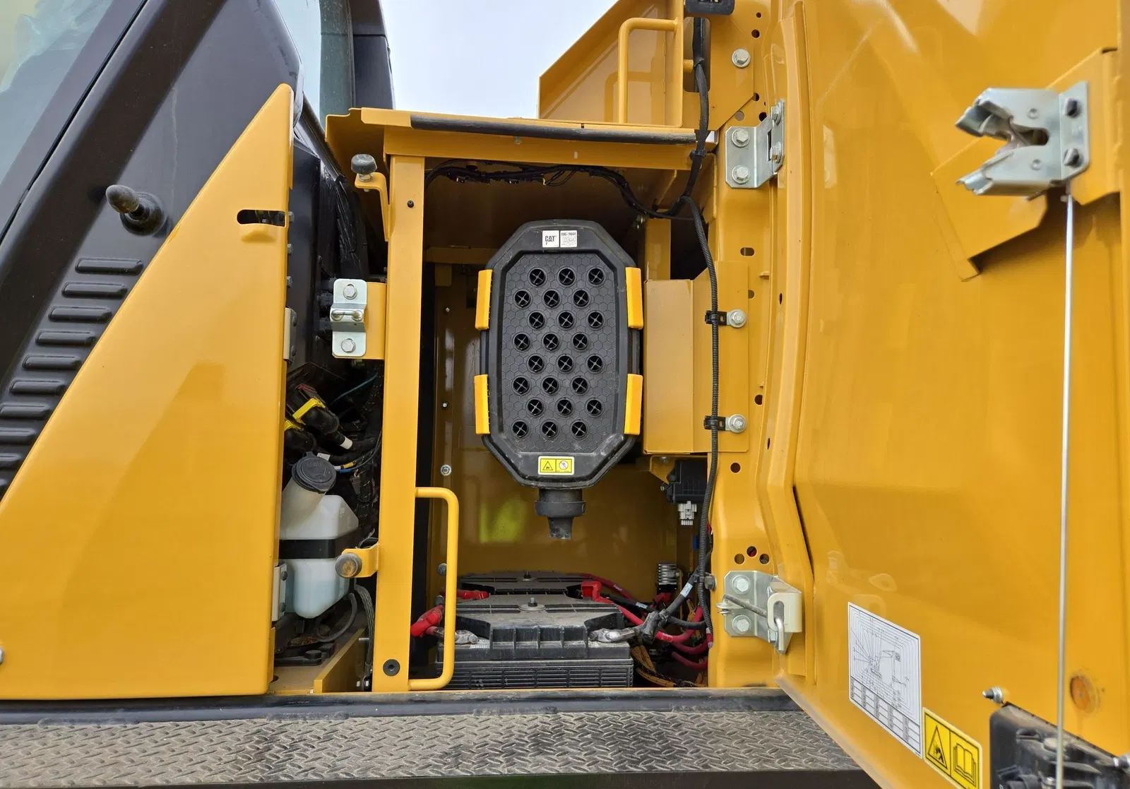2023 Caterpillar 336