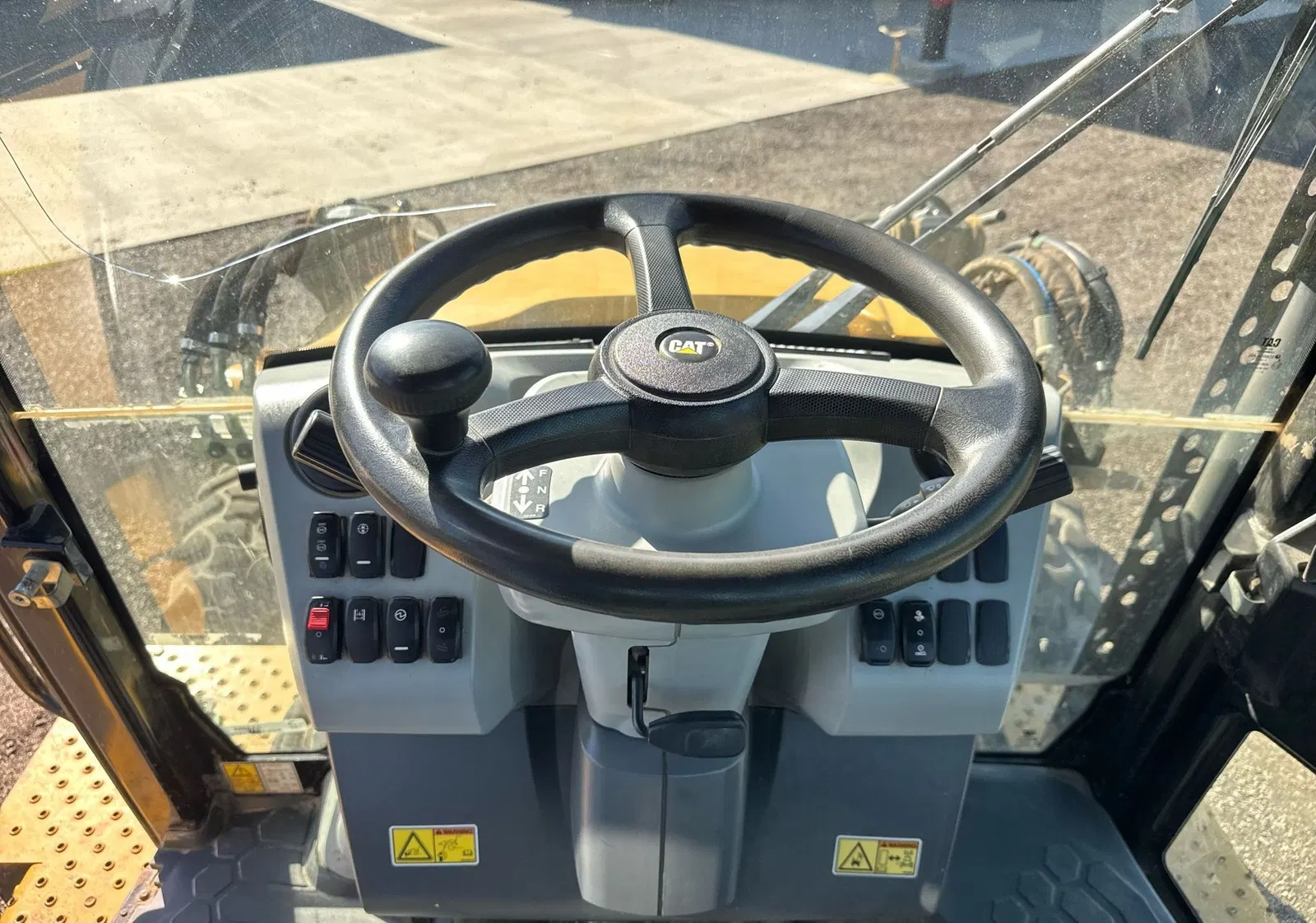 2016 Caterpillar 420F2