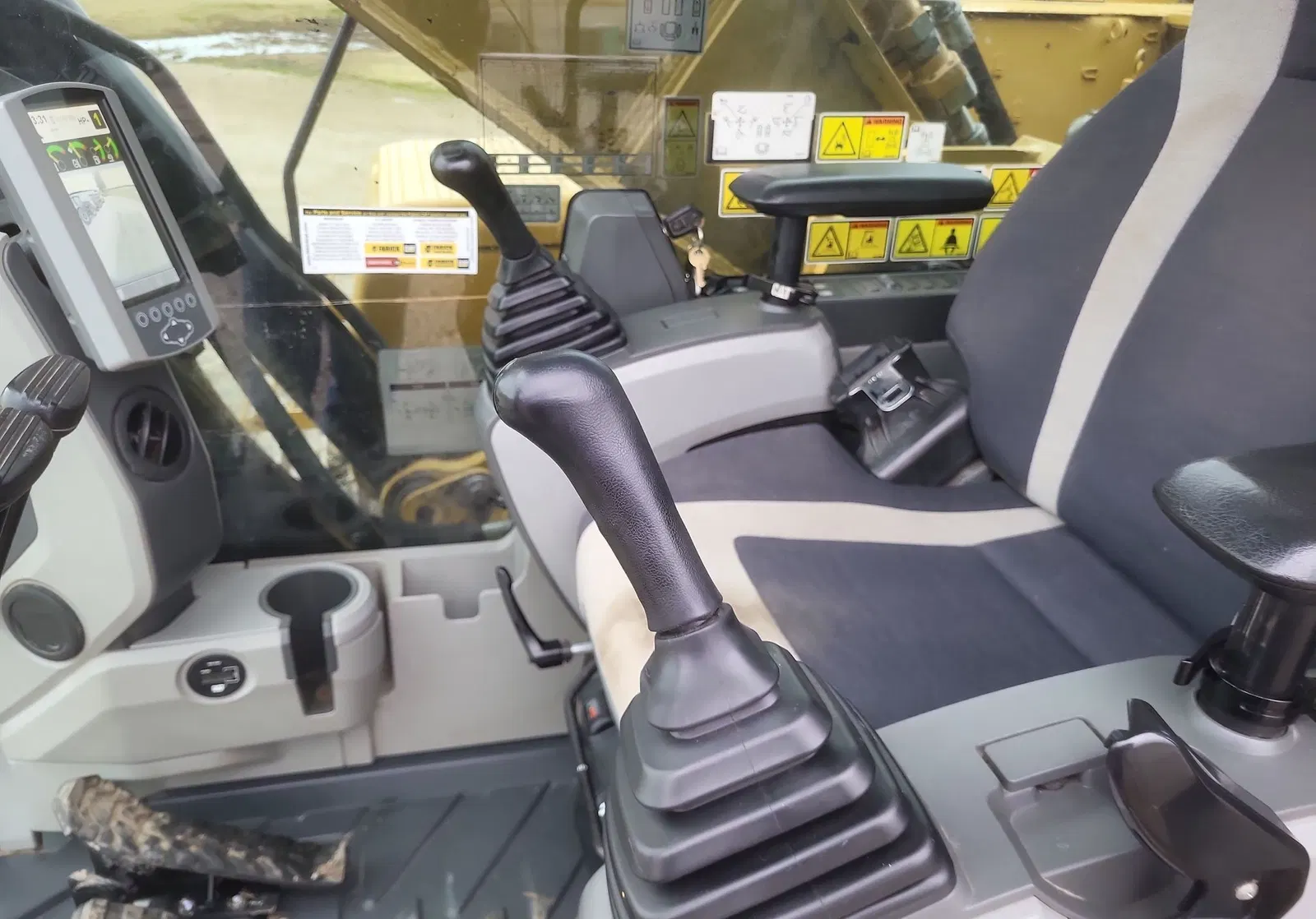 2016 Caterpillar 336FL