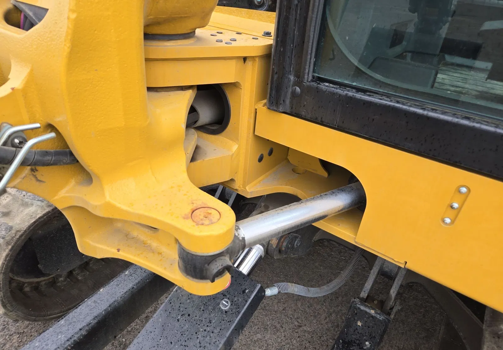 2023 Caterpillar 306
