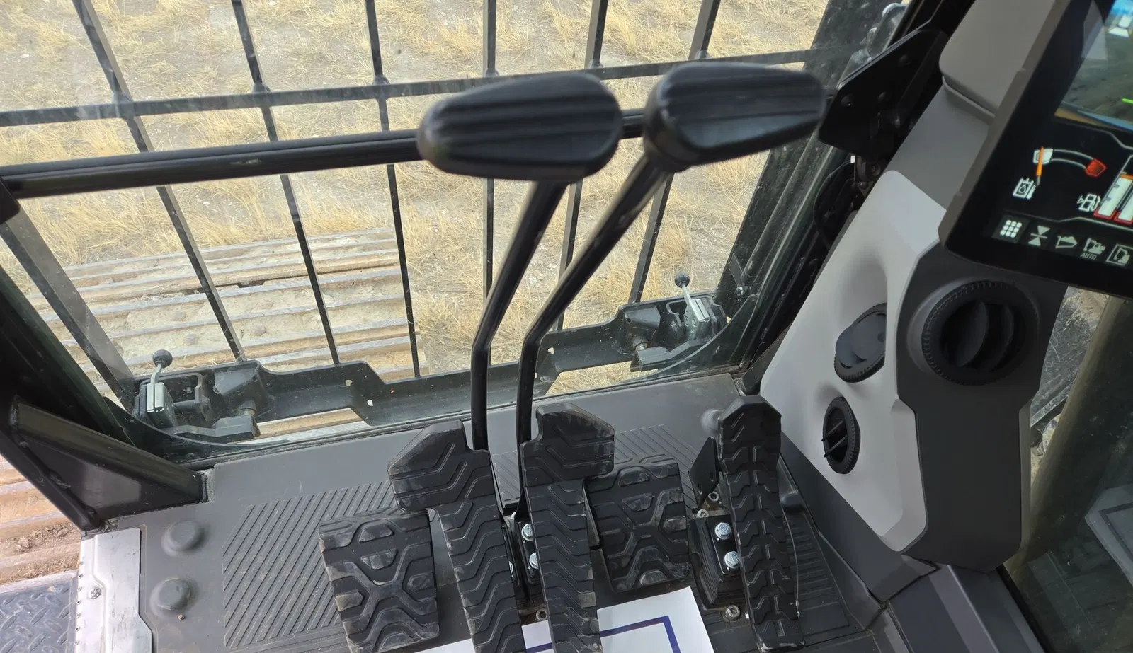 2023 Caterpillar 336