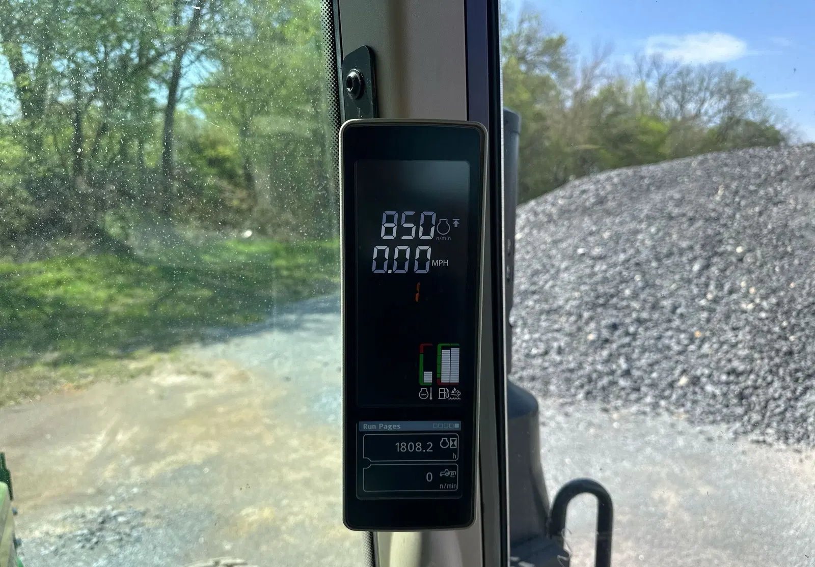 2021 John Deere 6110M