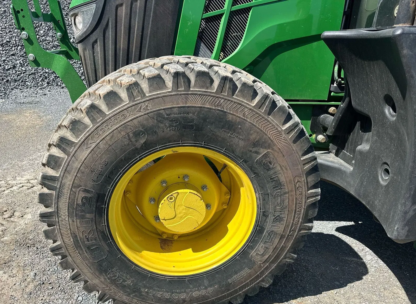 2021 John Deere 6110M