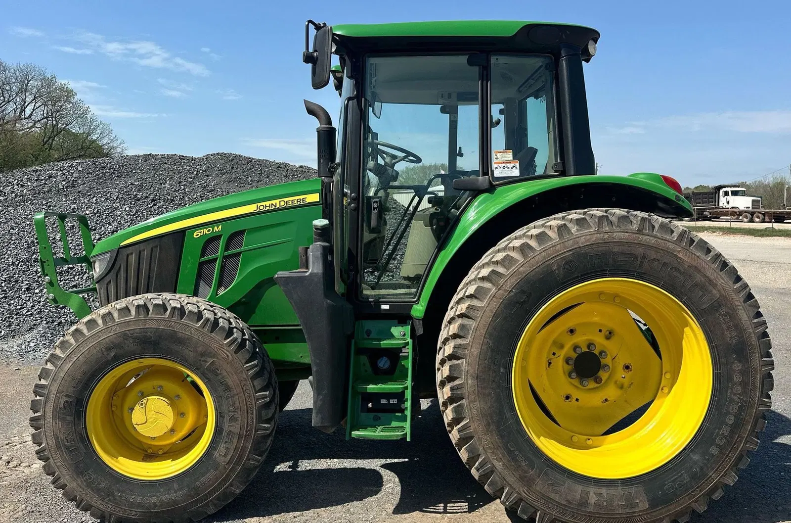 2021 John Deere 6110M