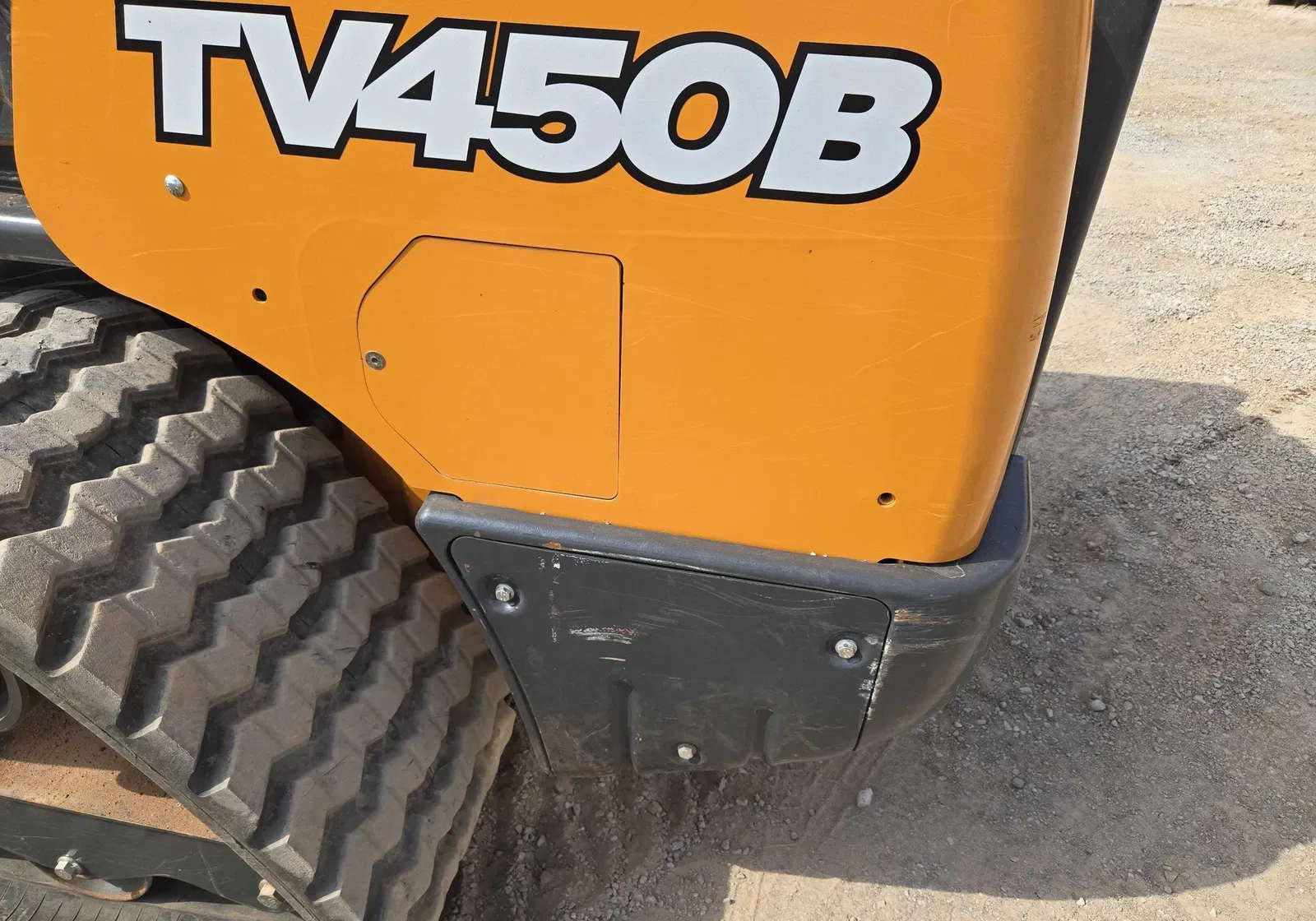 2023 Case TV450B