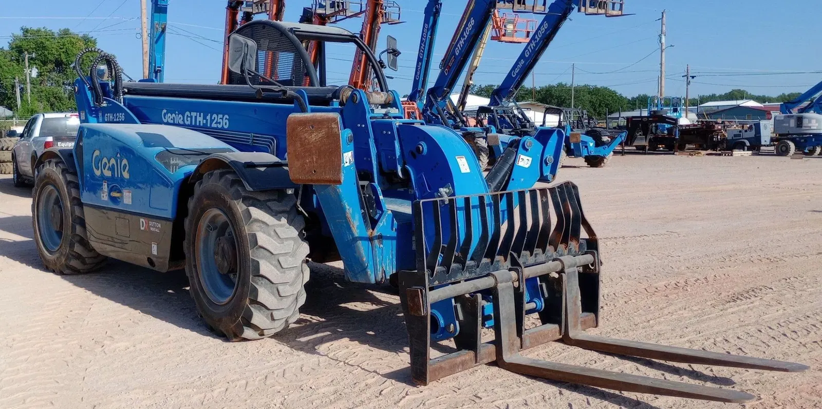 2021 Genie GTH-1256