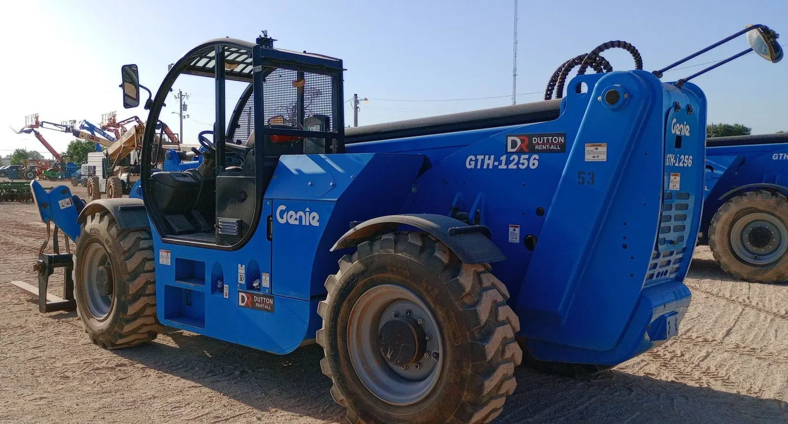 2021 Genie GTH-1256