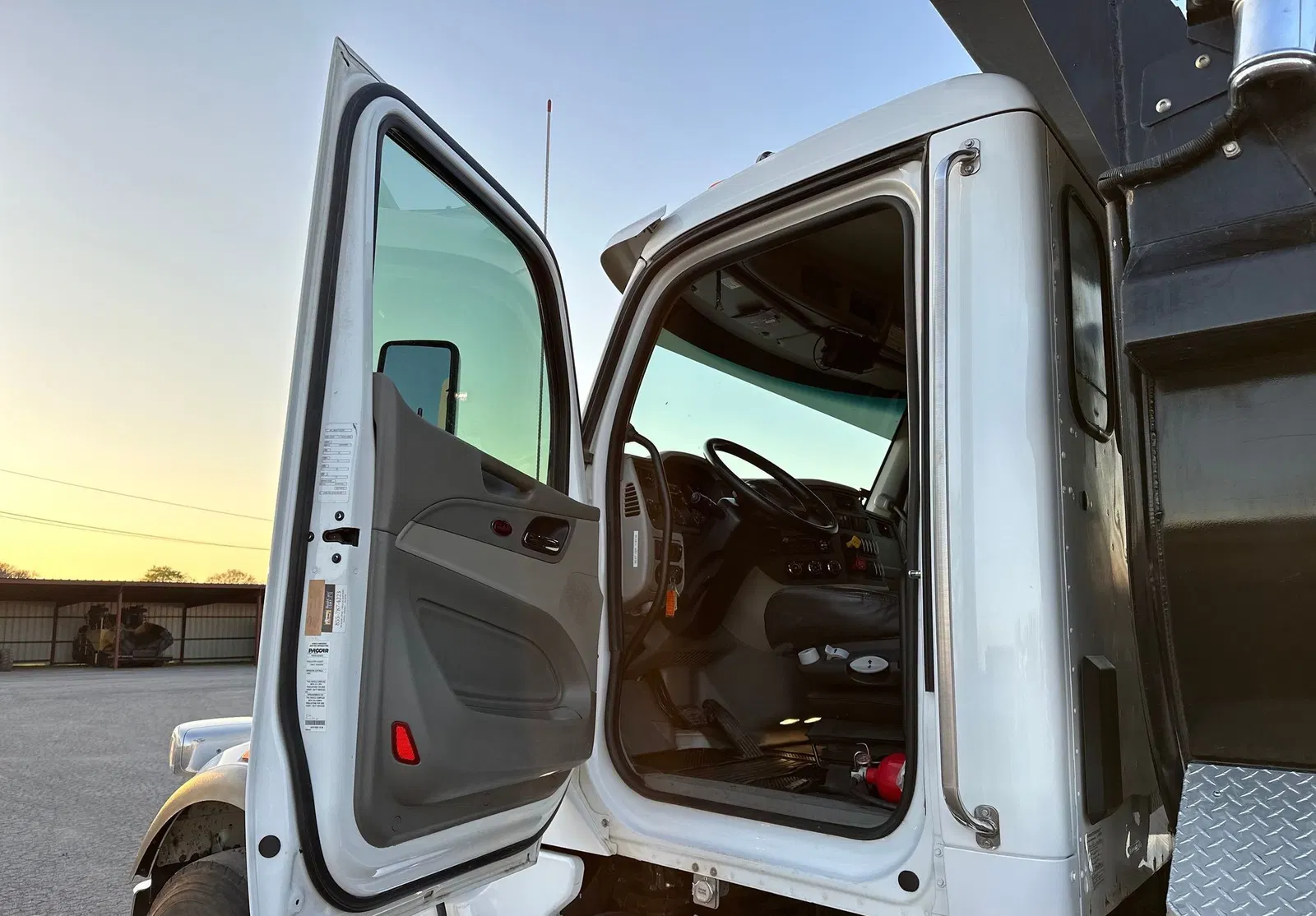 2021 Peterbilt 567