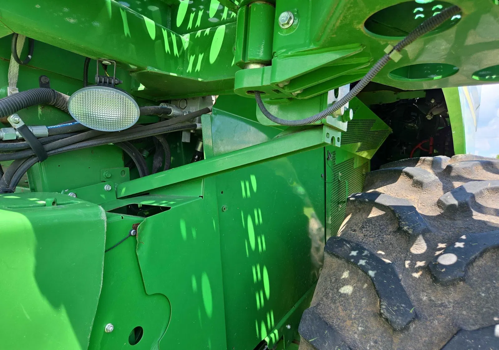 2014 John Deere S690