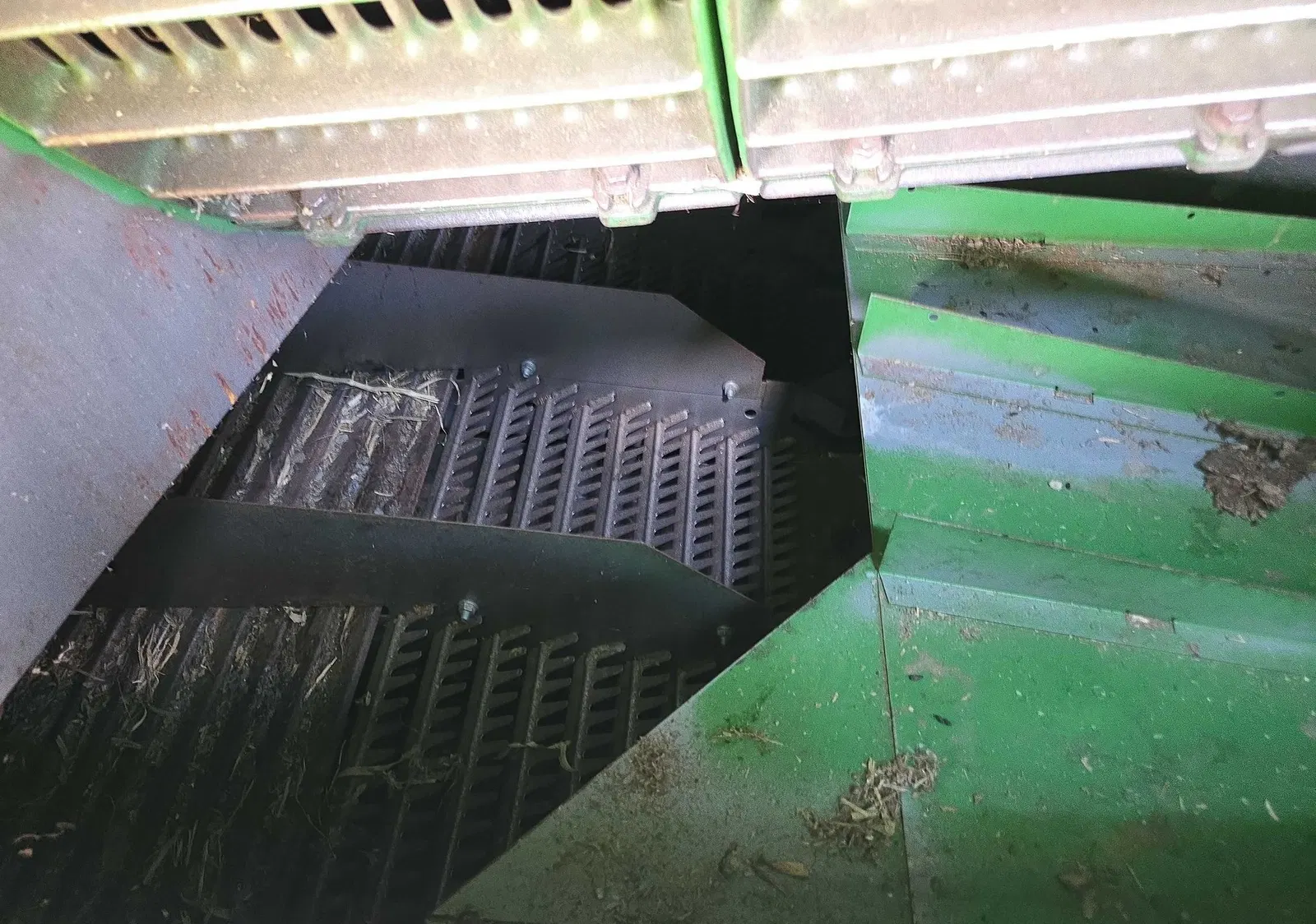 2014 John Deere S690