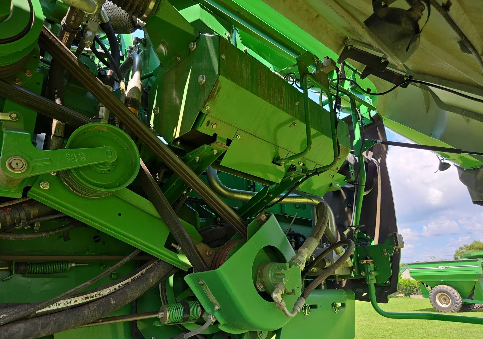2014 John Deere S690