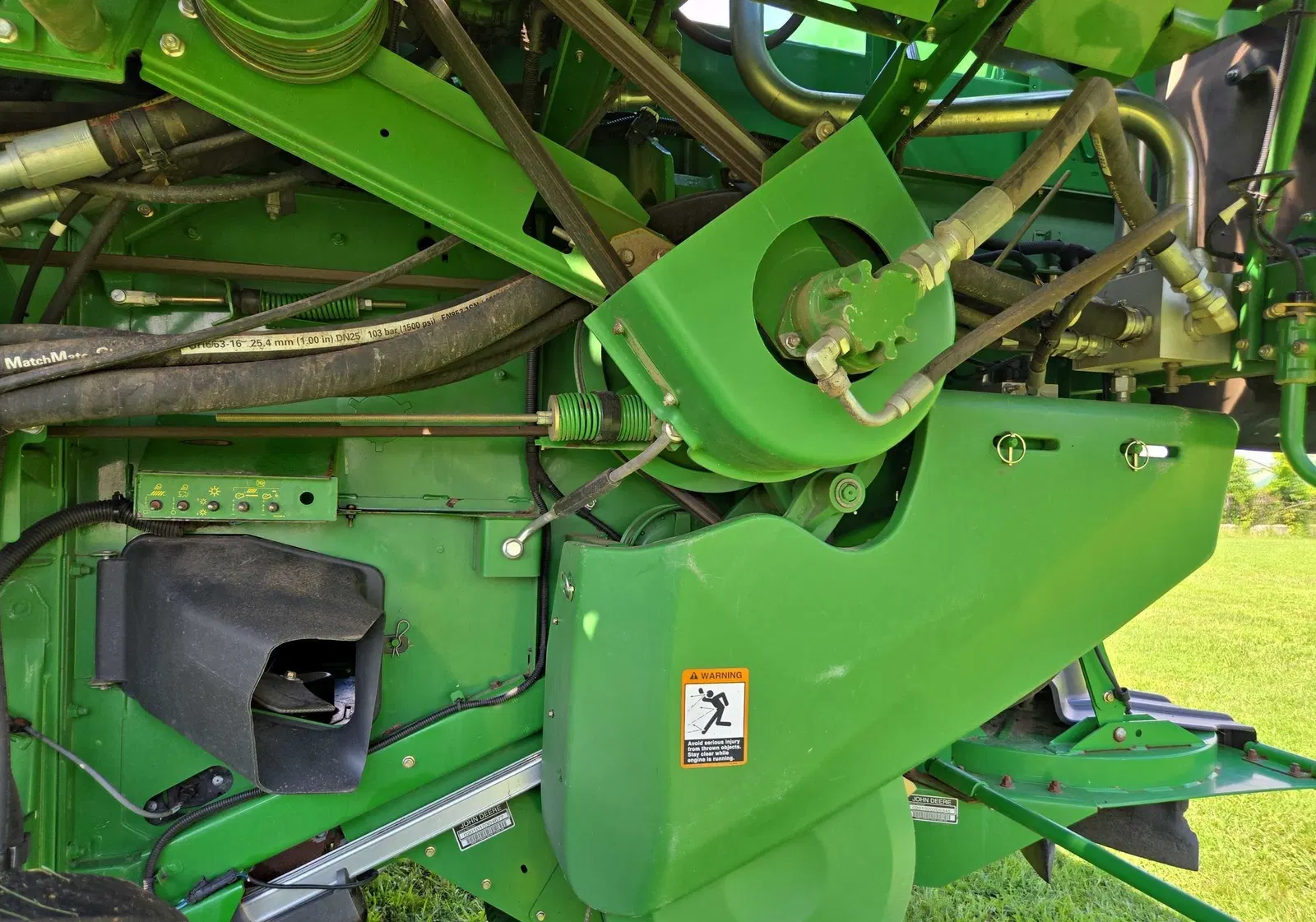 2014 John Deere S690