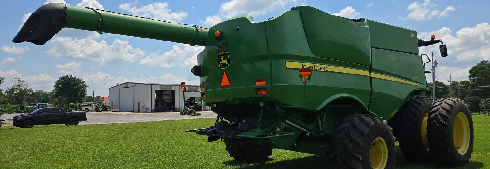 2014 John Deere S690