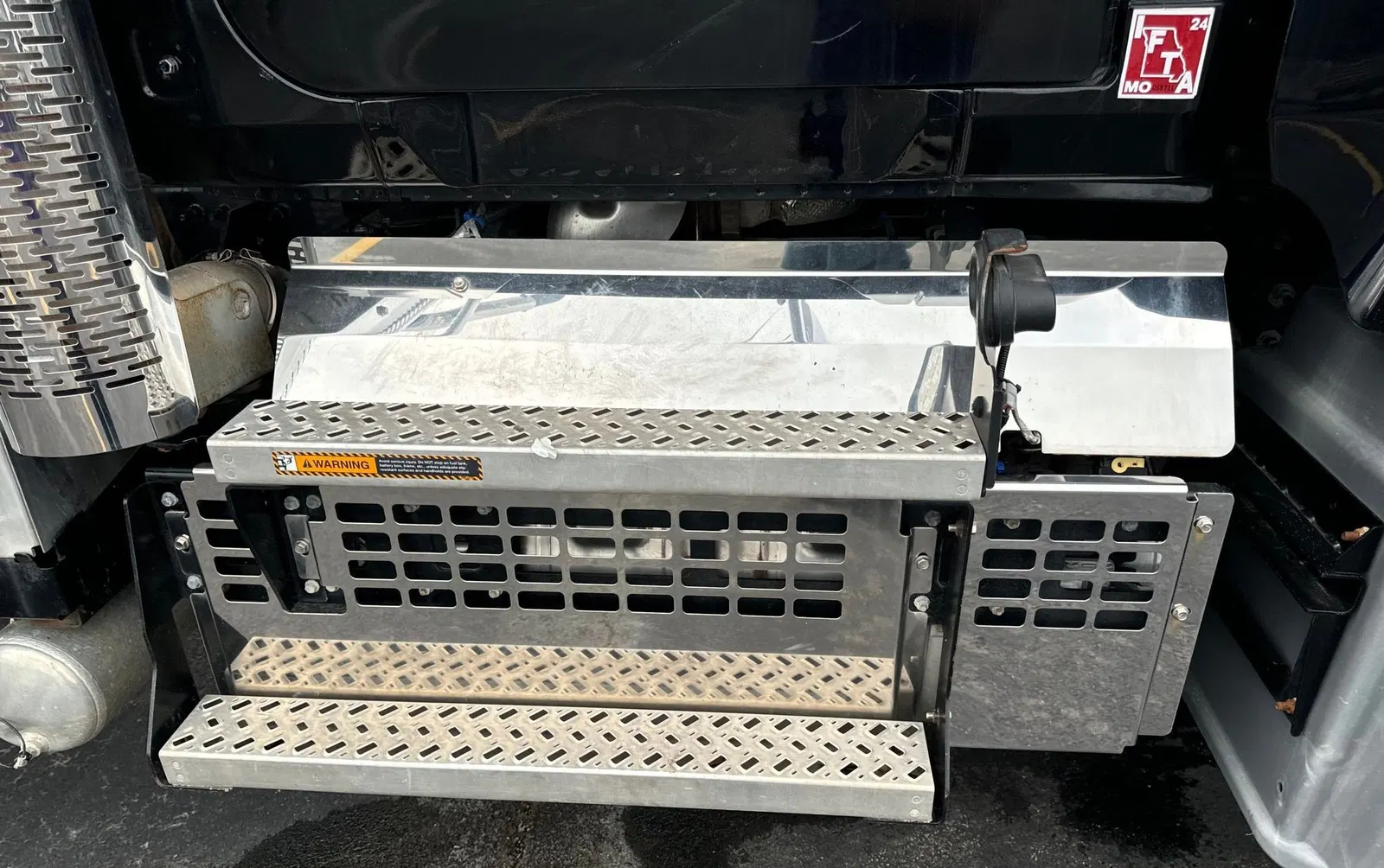 2019 Mack Granite