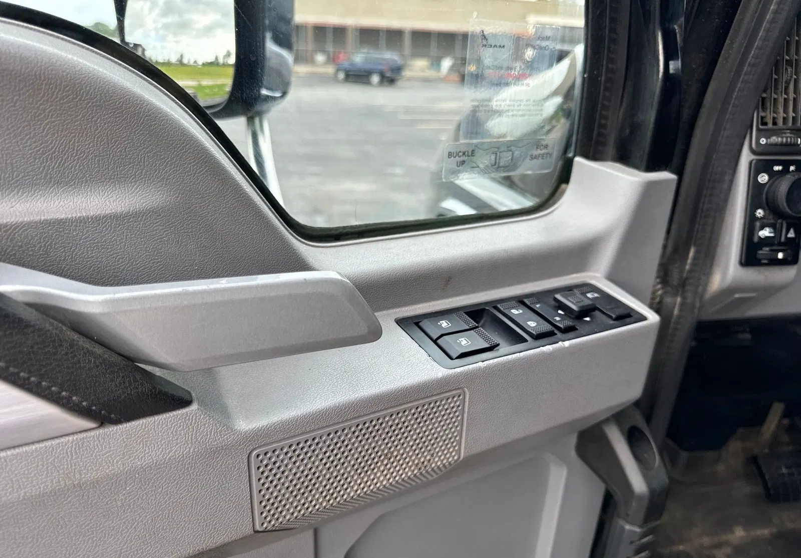 2019 Mack Granite