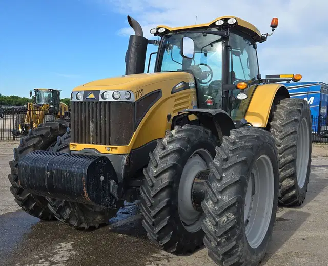 2015 Challenger MT675E