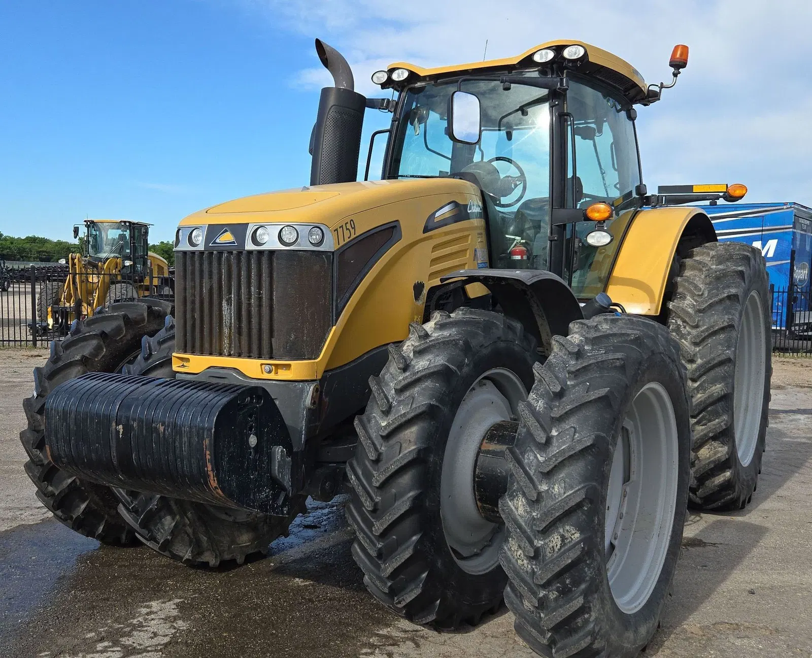 2015 Challenger MT675E