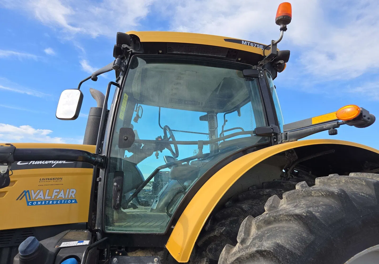 2015 Challenger MT675E
