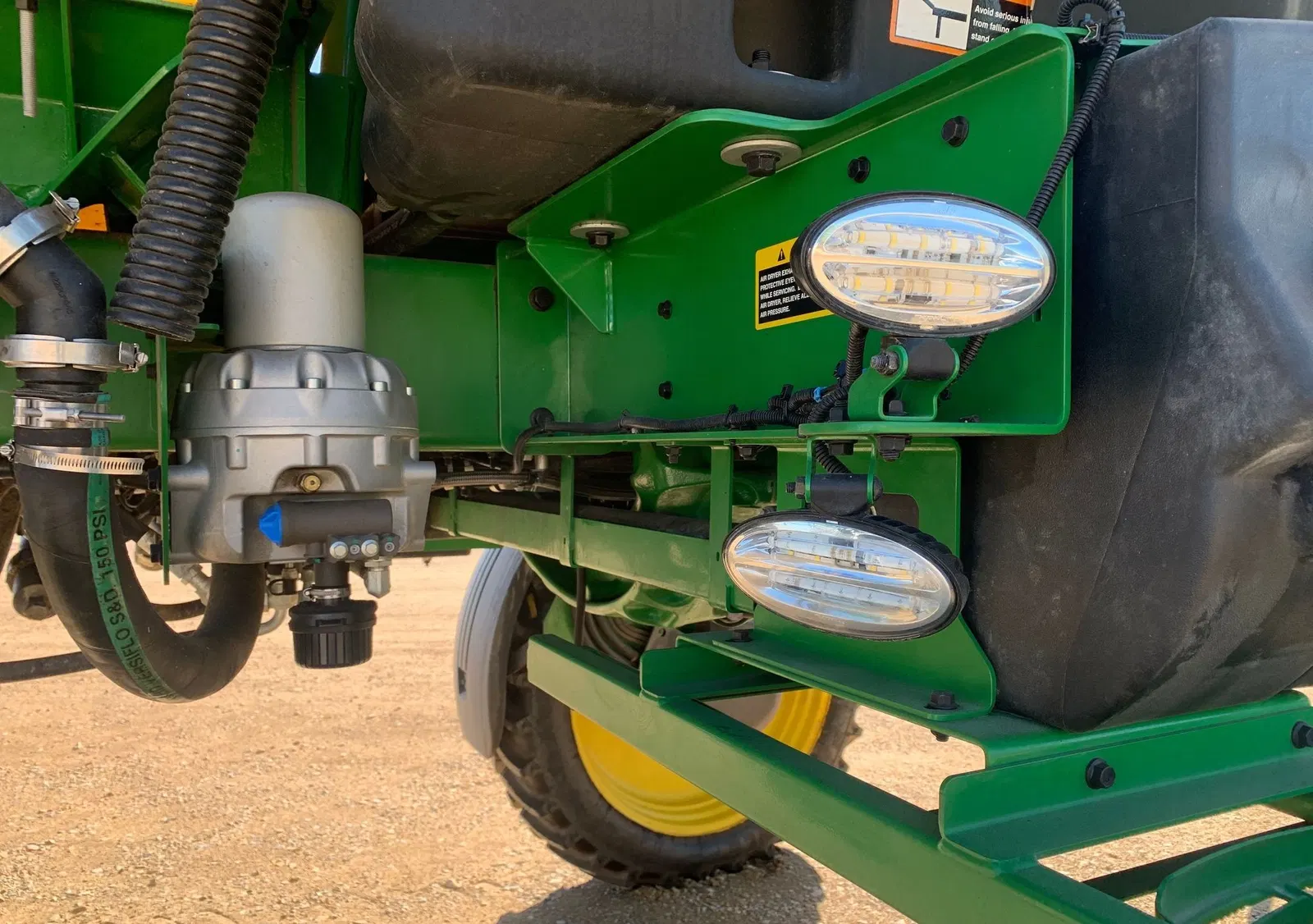 2022 John Deere R4023